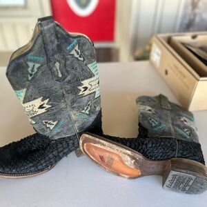 Corral Black and Turquoise Western Boots